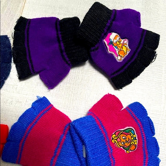4 pcs for $6 or $2/set. Different Designs/Colours Kids Gloves Open Finger NEW - Picture 4 of 9